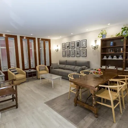 Apartamento Espacioso A Estrenar!! Casco Viejo *